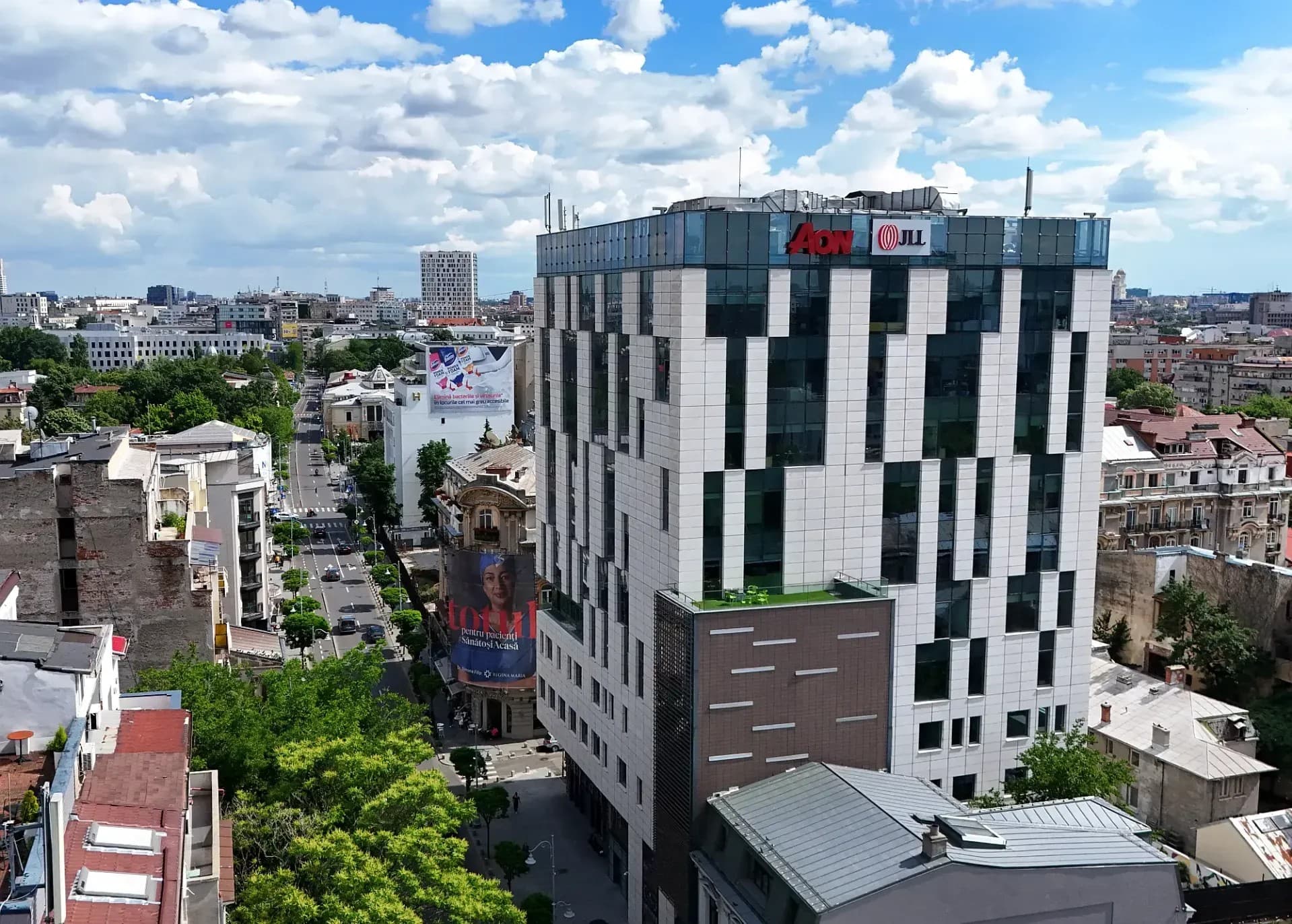 Victoria Center, Calea Victoriei, București